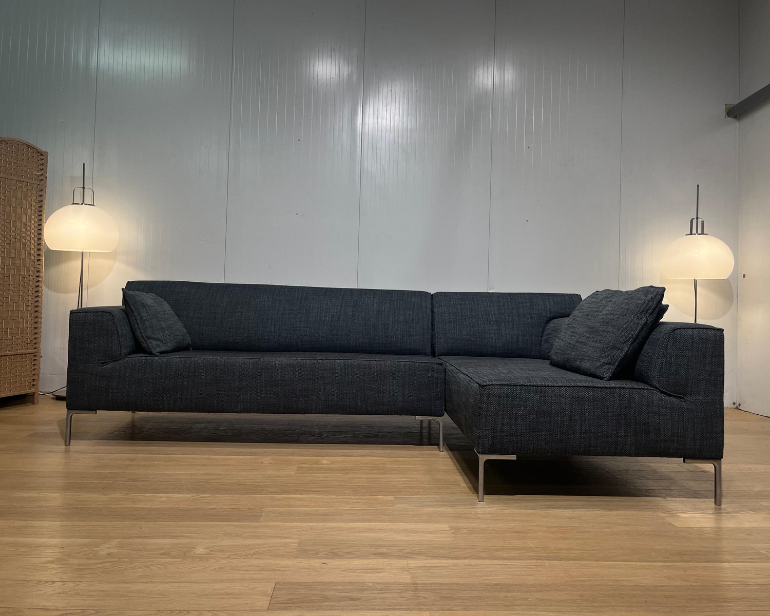 NIEUWSTAAT Design on Stock Bloq Hoekbank + GARANTIE
