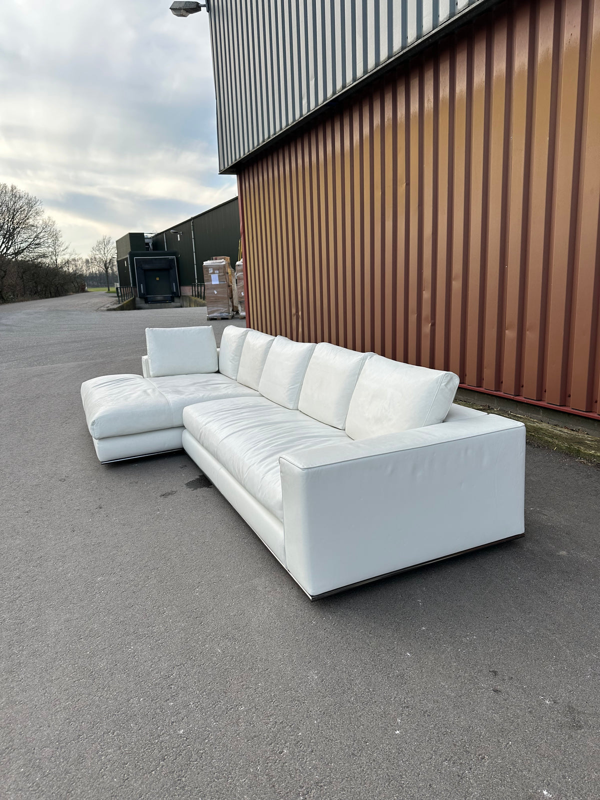 ZGAN Minotti Hamilton | Wit Leer | NP: €30.000