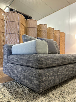 NIEUWSTAAT Design on Stock Vilaz Modulaire Bank | Gereinigd