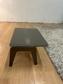Minotti Kirk Jut Out Bijzettafel | Luxe Design