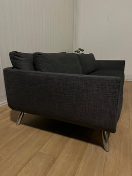 ZGAN Design on Stock Byen Lounge Zitsbank ~ NP: €4.000