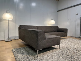 Design on stock Bloq Hoekbank Bruin Gemêleerd – NP: €7.500,-