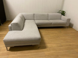 ZGAN Witte Design on Stock Aikon Hoekbank (wol) ~ NP: €8.000