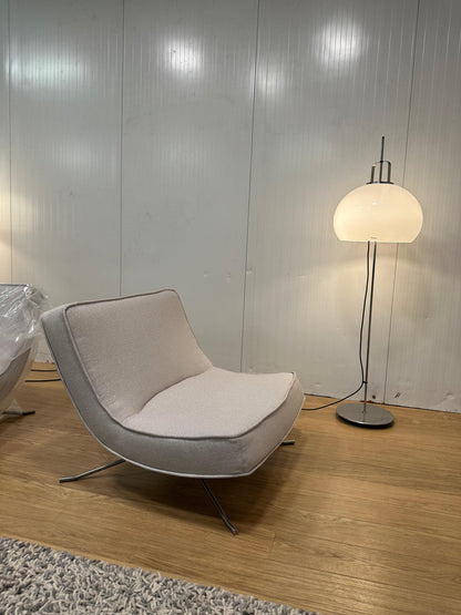 2x Nieuw Gestoffeerde Ligne Roset Pop Lounge Fauteuils
