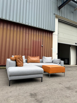 Design on Stock Aikon Lounge ~ Ploeg Wool Gray & Leather Cushions ~ Originele prijs €7.500