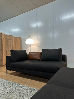 ZGAN 2x Design on Stock Aikon Lounge Banken NP: €8.000