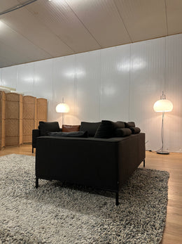 ZGAN 2x Design on Stock Aikon Lounge Banken NP: €8.000