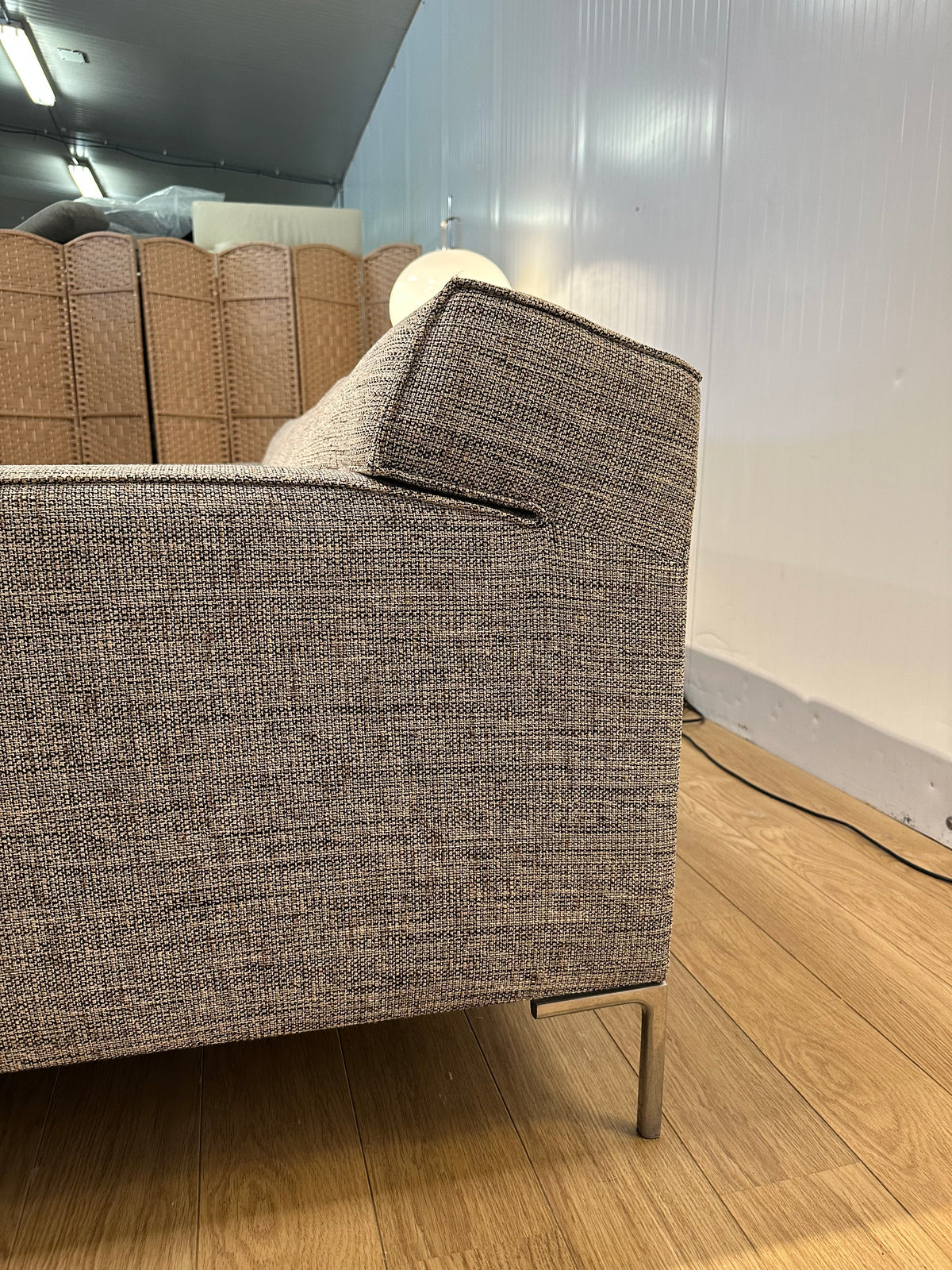 Design on Stock Bloq Hoekbank + Hocker Beige - NP: €7.500