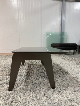 Minotti Kirk Jut Out Bijzettafel | Luxe Design
