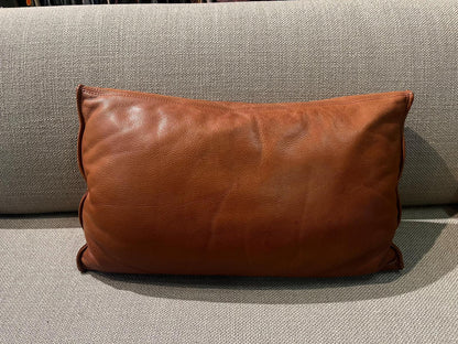 ZGAN Leren Design on Stock Kussens NP €475 p/st