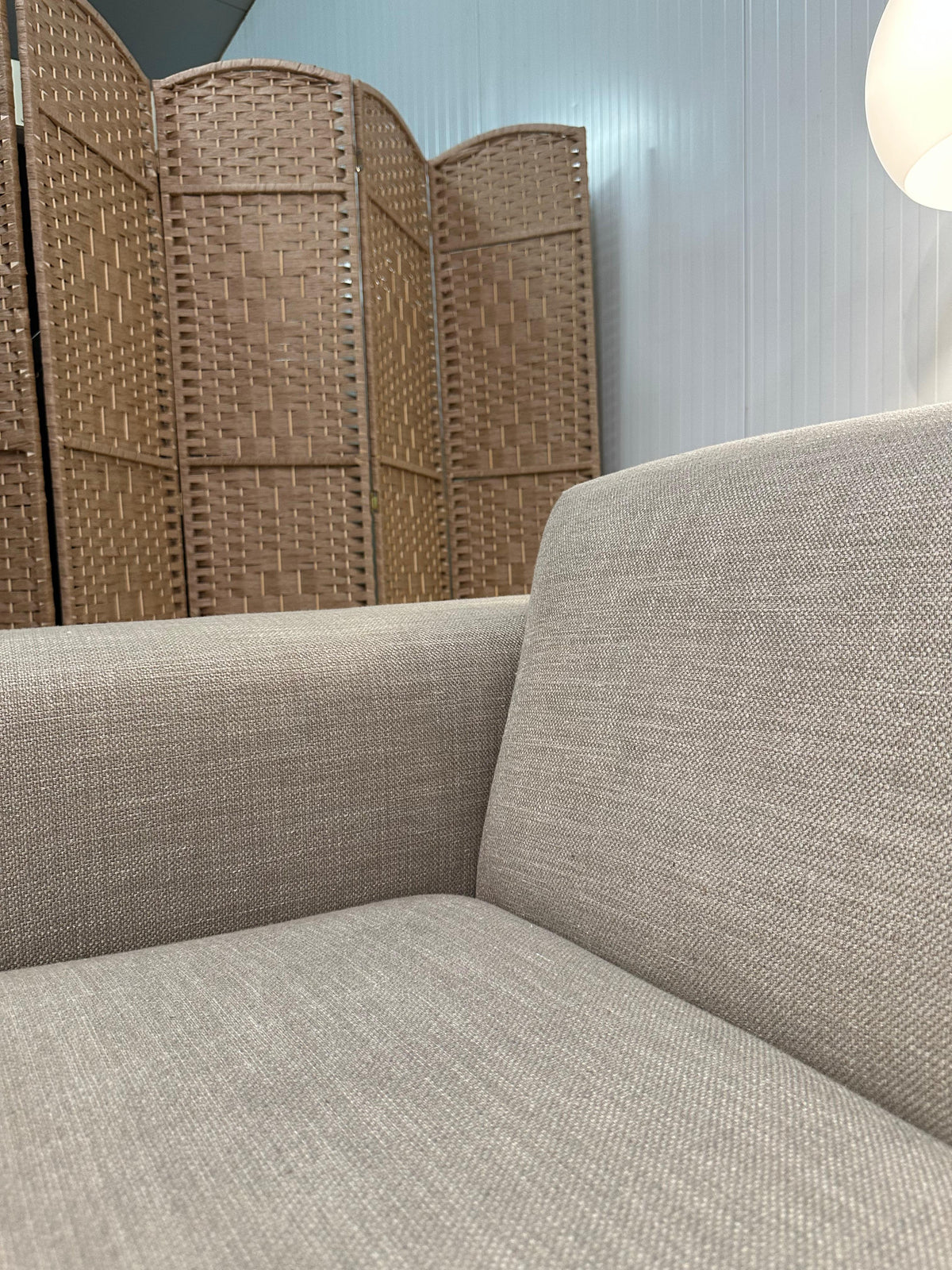 ZGAN Beige Aikon Hoekbank Design on Stock – 325 cm