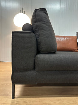 ZGAN 2x Design on Stock Aikon Lounge Banken NP: €8.000