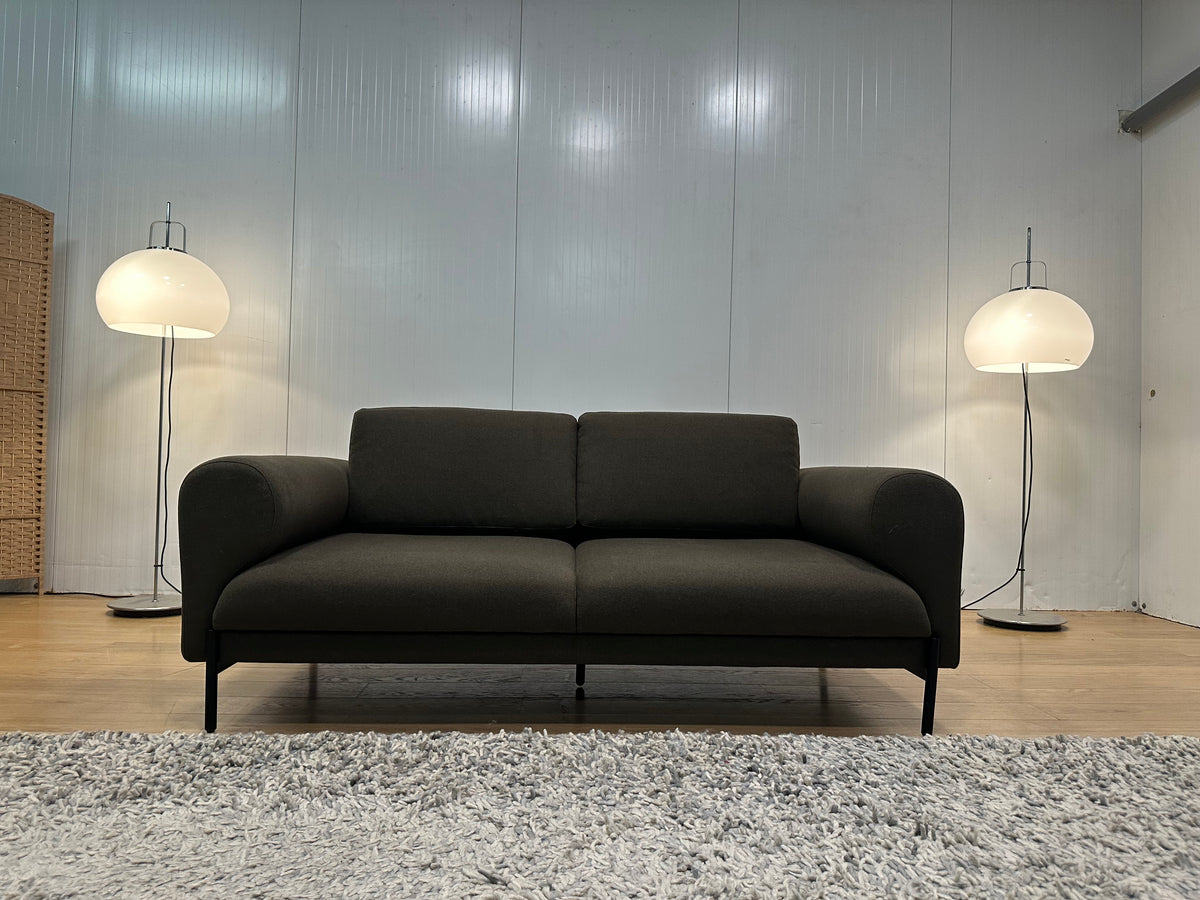 Donkergroene Made 2-zits Bank – Compact & Stijlvol