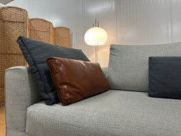 Design on Stock Aikon Lounge Milton 668 | RVS Poten + Extras