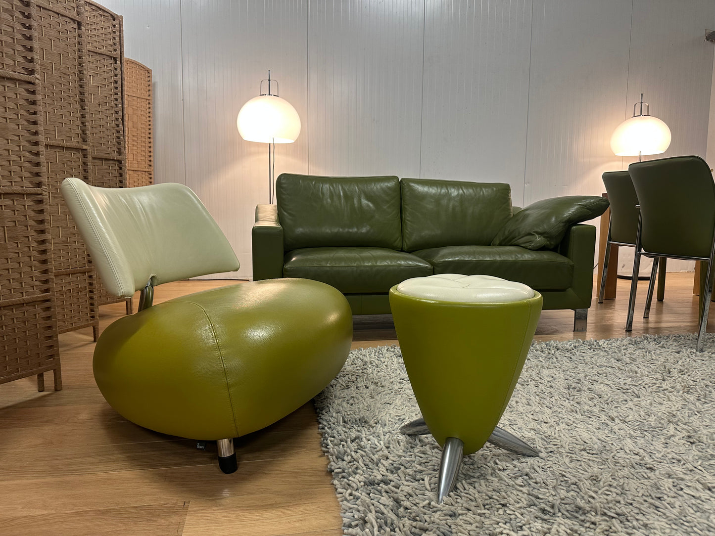 Complete Leolux Set Groen | Bank, Tafel, Stoelen & Fauteuils