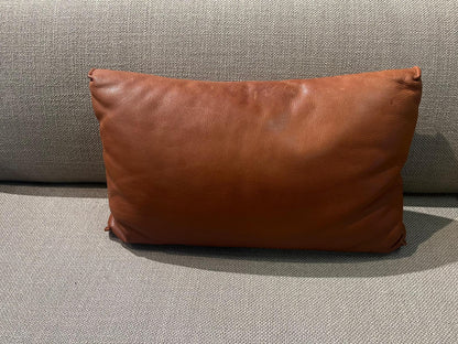 ZGAN Leren Design on Stock Kussens NP €475 p/st