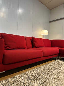 ZGAN Design on Stock Aikon Hoekbank – Ploegwol Bordeaux Rood