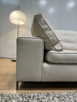 SPOTPRIJS Minotti Crèmekleurige Bank – Ter Herstoffering