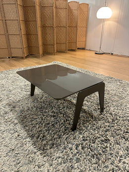 Minotti Kirk Jut Out Bijzettafel | Luxe Design