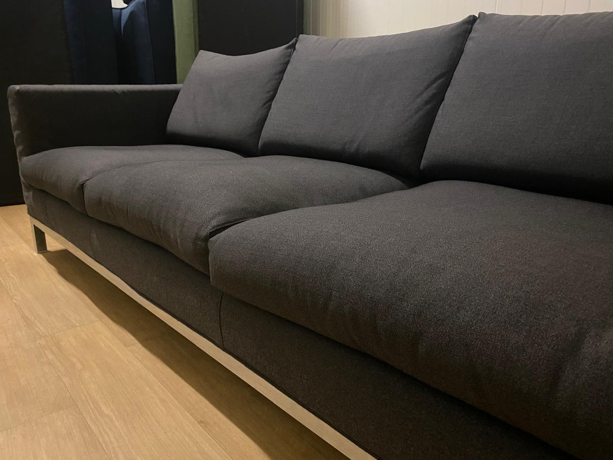 ZGAN Minotti Andersen 3-zitsbank NP: €8.000