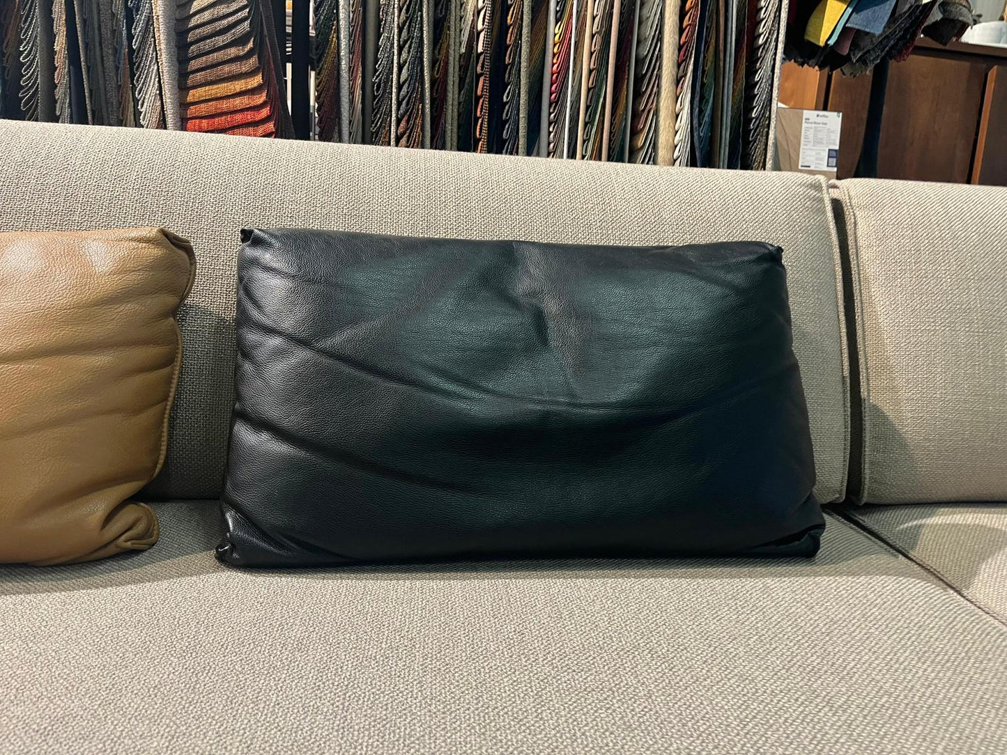 ZGAN Leren Design on Stock Kussens NP €475 p/st