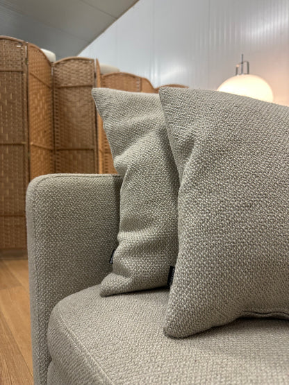 Bolia 2.5-Zitsbank Licht Beige – Tijdloos & Comfortabel