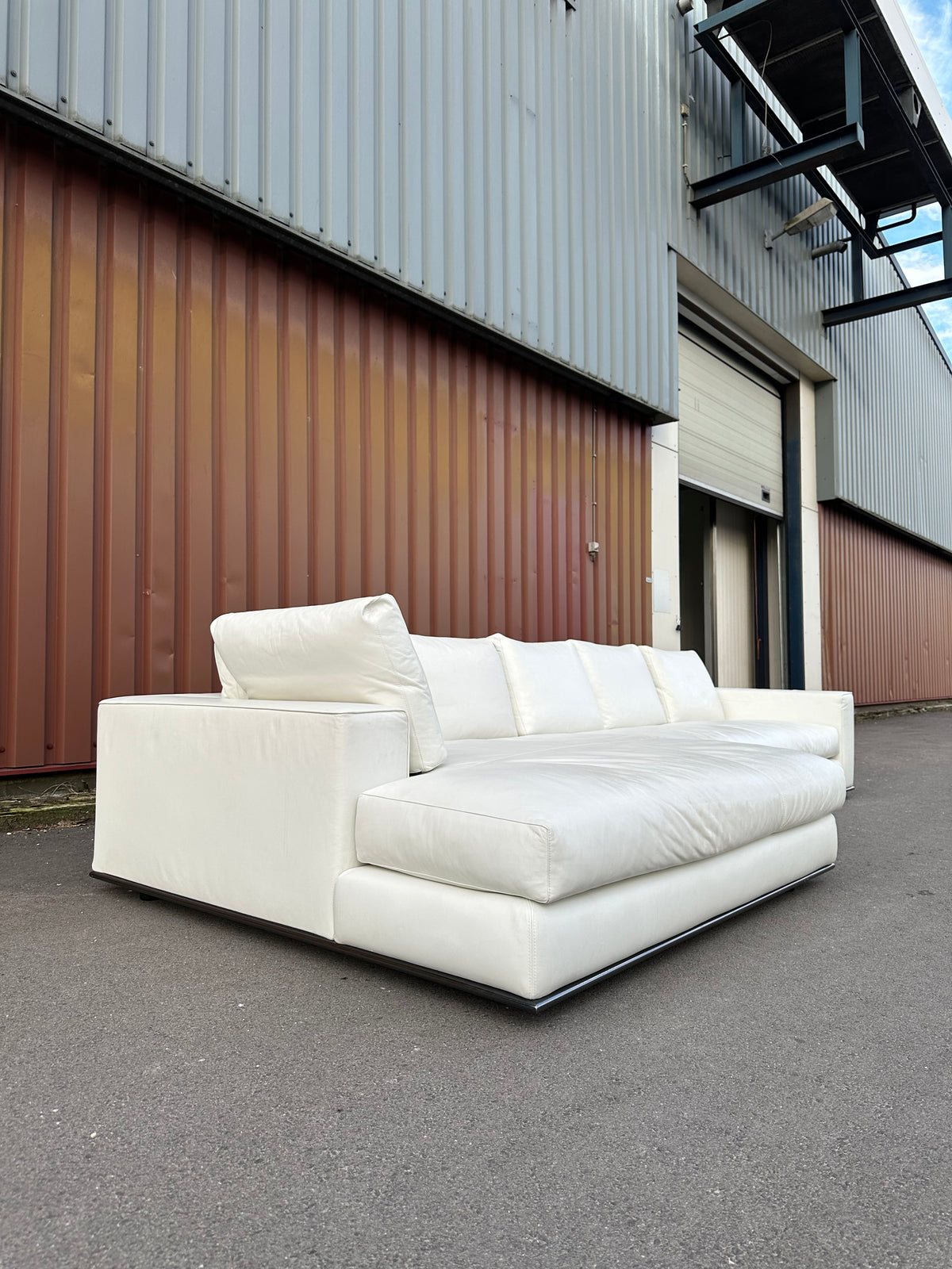 ZGAN Minotti Hamilton | Wit Leer | NP: €30.000