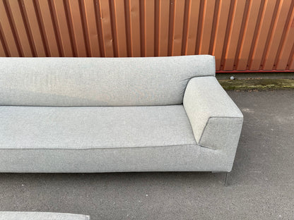Design on Stock 4-Zits Bank met Hocker - Ploegwol Grijs