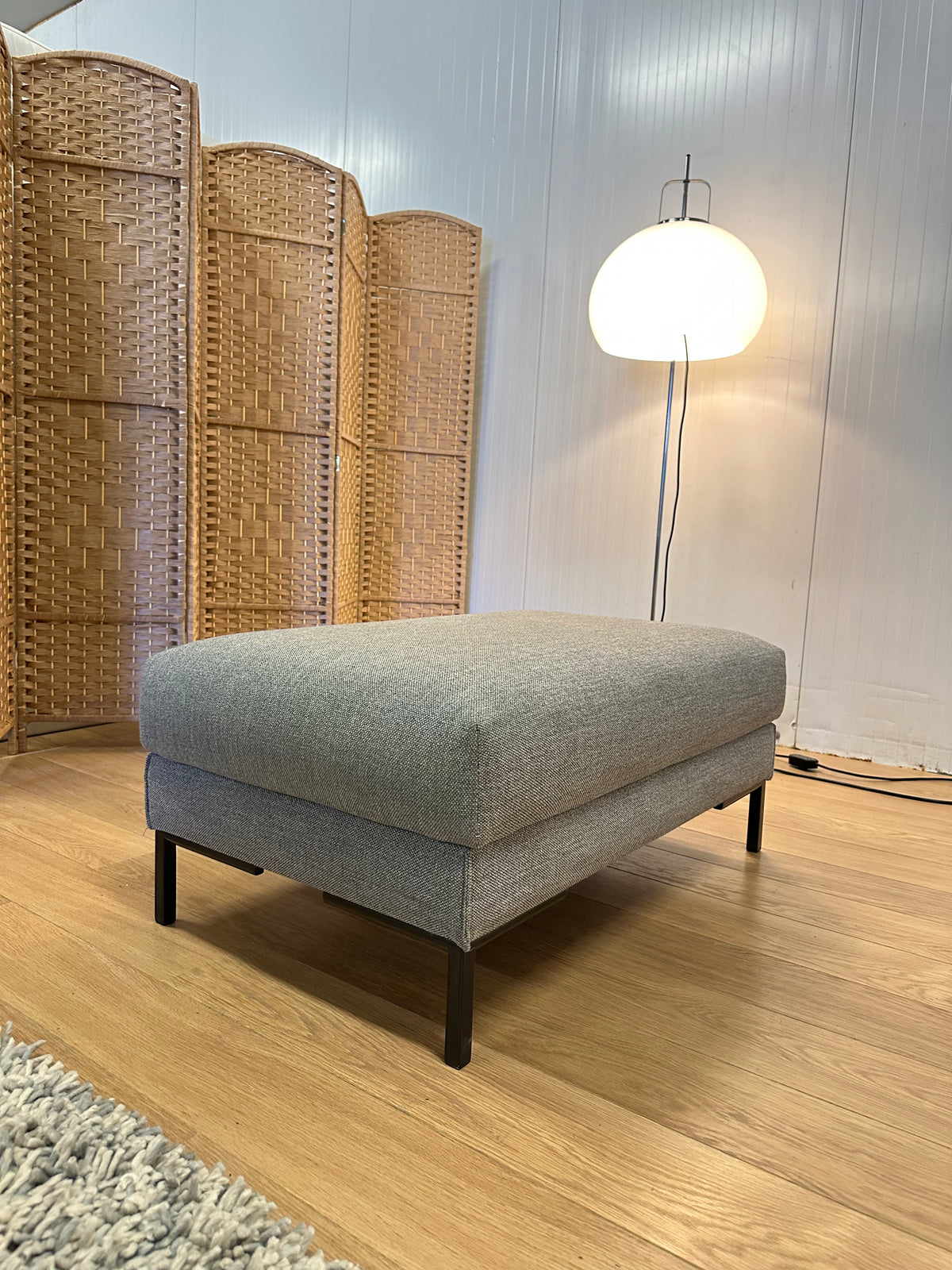 NIEUW Design on Stock Aikon Hocker Milton 625 Surf - NP 1200
