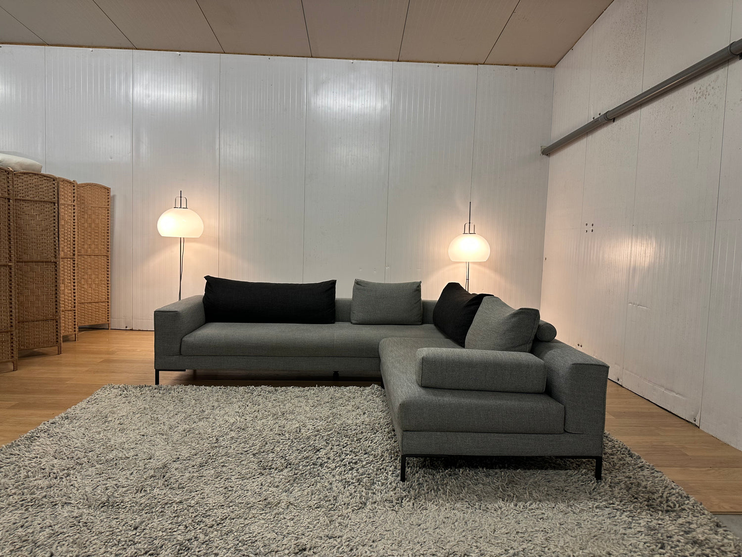 ZGAN Design on Stock Aikon Lounge Hoekbank - 280x260 cm