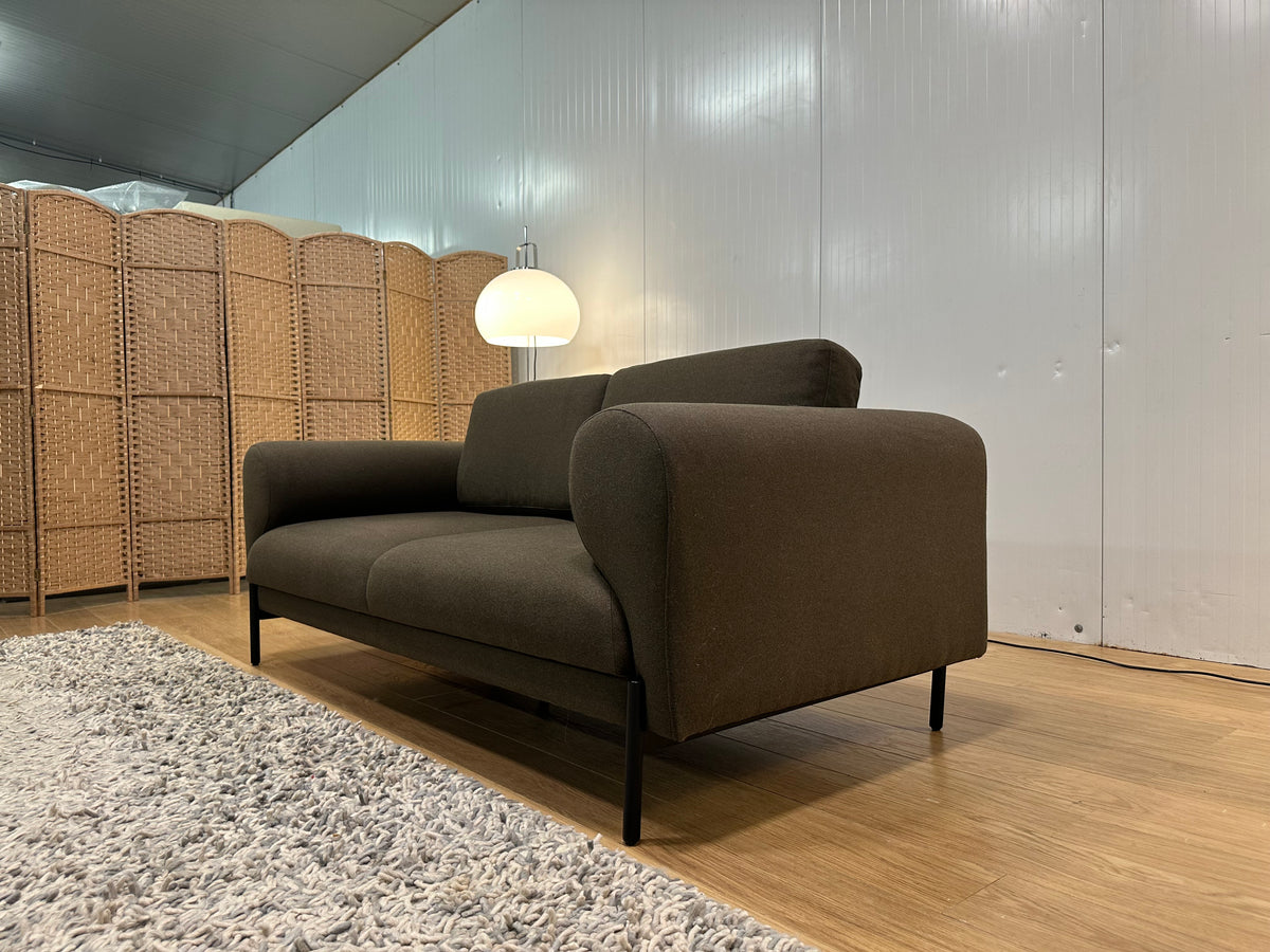 Donkergroene Made 2-zits Bank – Compact & Stijlvol