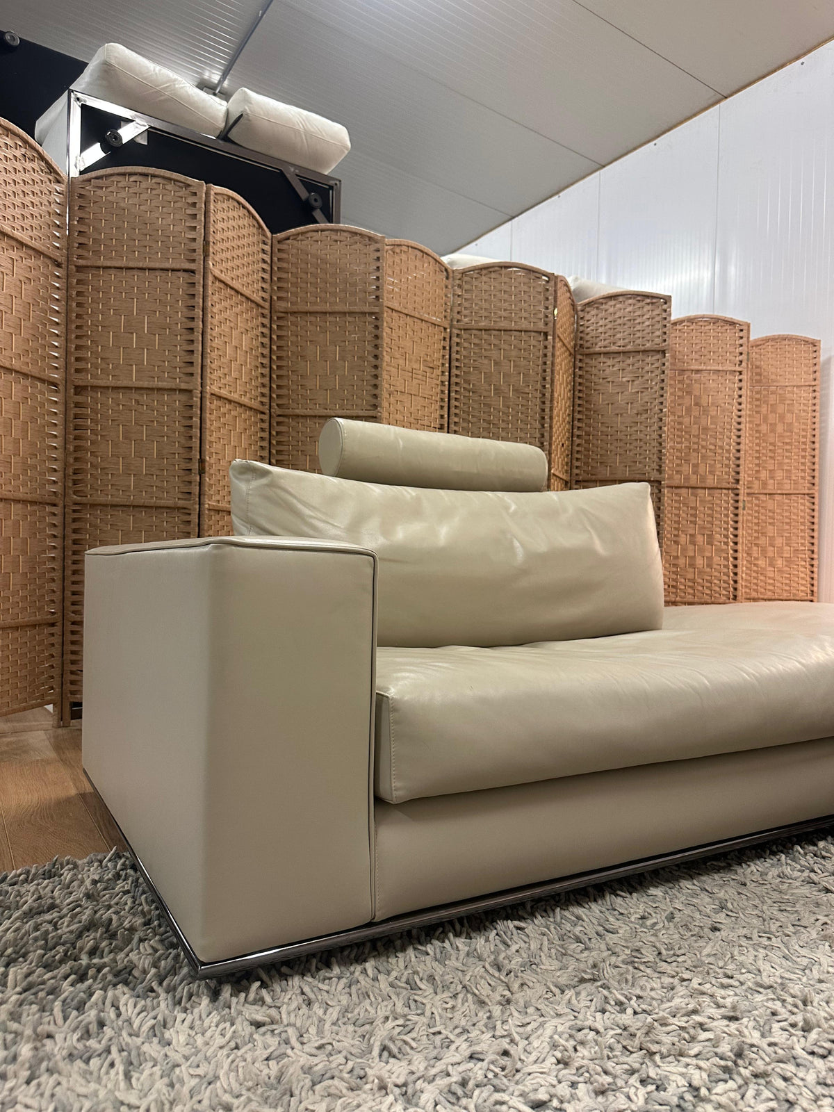 Nieuwstaat Beige Leren Minotti Modulaire Hoekbank - NP: 30k