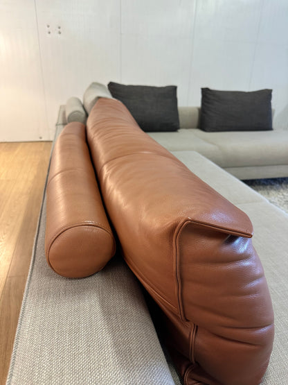 ZGAN Design on Stock Aikon Cera Leren Kussen 115x21x47