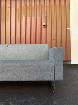 NIEUWSTAAT Artifort Mare Grijs 2.5-Zitsbank - NP: €5.235