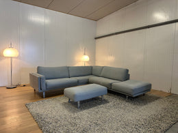 Leolux Bellice Hoekbank wol lichtblauw inclusief hocker - NP: €16.000