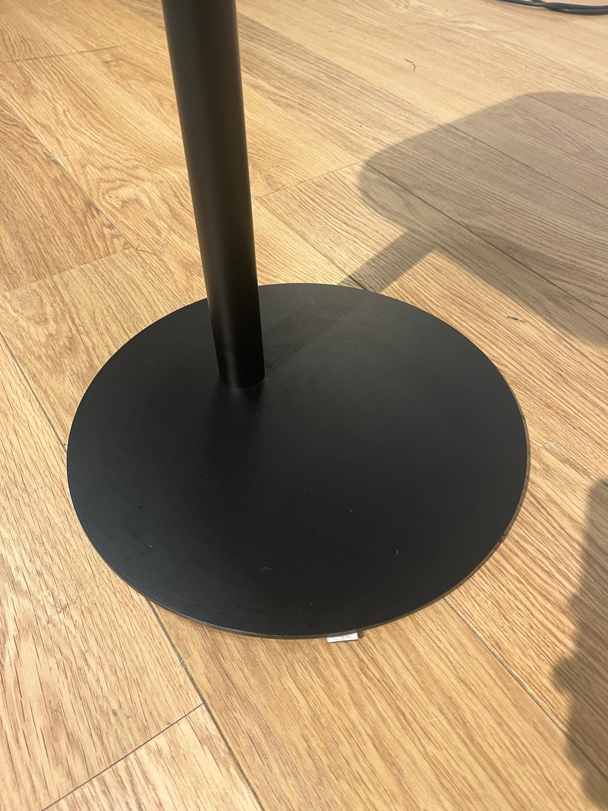 Design Bijzettafel Matzwart – Minimalistisch & Tijdloos