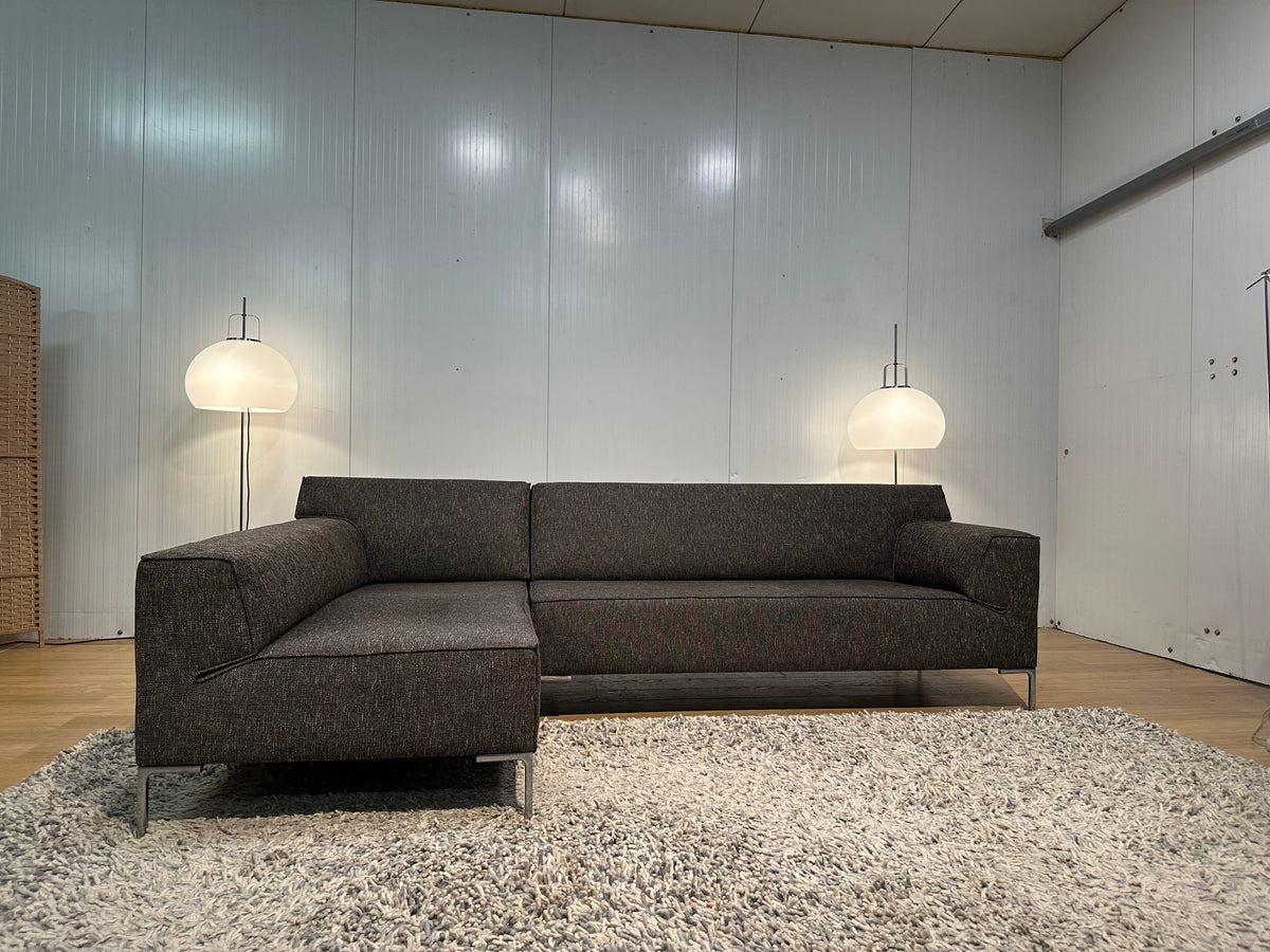 Design on stock Bloq Hoekbank Bruin Gemêleerd – NP: €7.500,-