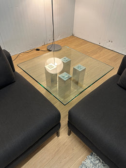 ZGAN 2x Design on Stock Aikon Lounge Banken NP: €8.000
