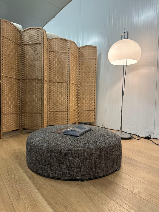 Nieuwstaat Minotti Hocker Davis | Luxe Design & Comfort