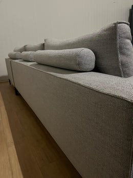 Design on stock Aikon Hoekbank Grijs | NP: €7.500