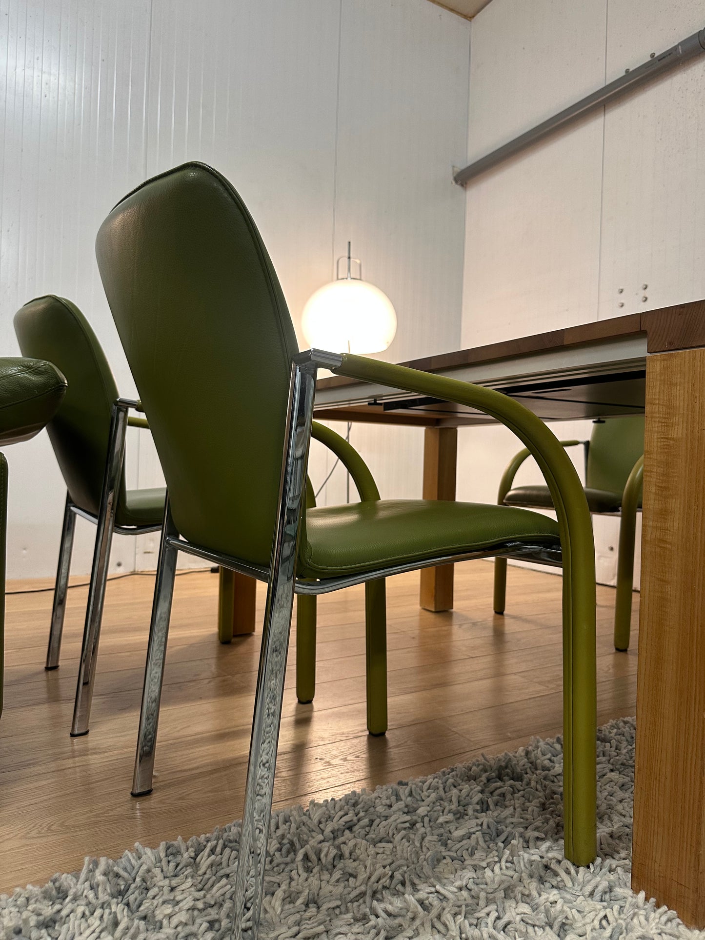 Complete Leolux Set Groen | Bank, Tafel, Stoelen & Fauteuils