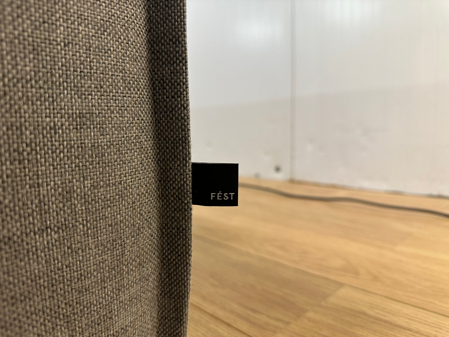 Grijze Fést 3-zits Bank Kvadrat Wol 250 cm Breed NP: €4.000