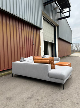 Design on Stock Aikon Lounge ~ Ploeg Wool Gray & Leather Cushions ~ Originele prijs €7.500