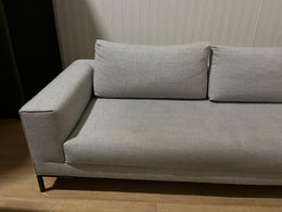 Design on stock Aikon Hoekbank Grijs | NP: €7.500