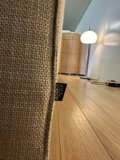 Design on Stock Aikon Lounge beige | RVS poten - NP: €7.500