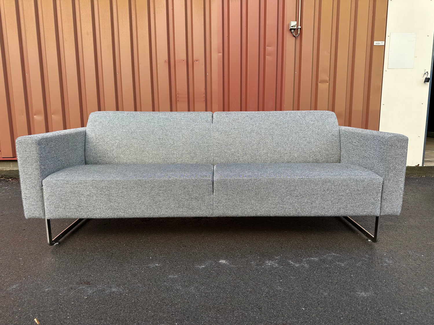 NIEUWSTAAT Artifort Mare Grijs 2.5-Zitsbank - NP: €5.235