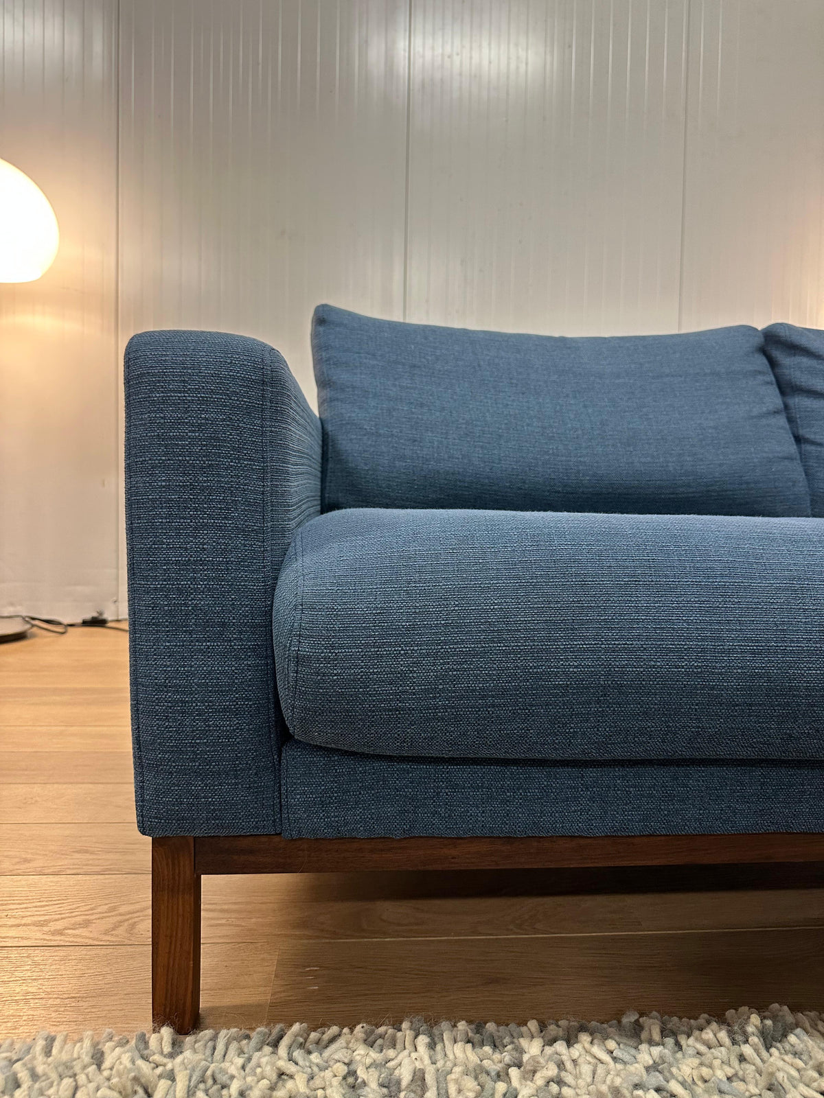 NIEUWSTAAT Bolia Bank + Hocker Blauw | Scandinavisch Design