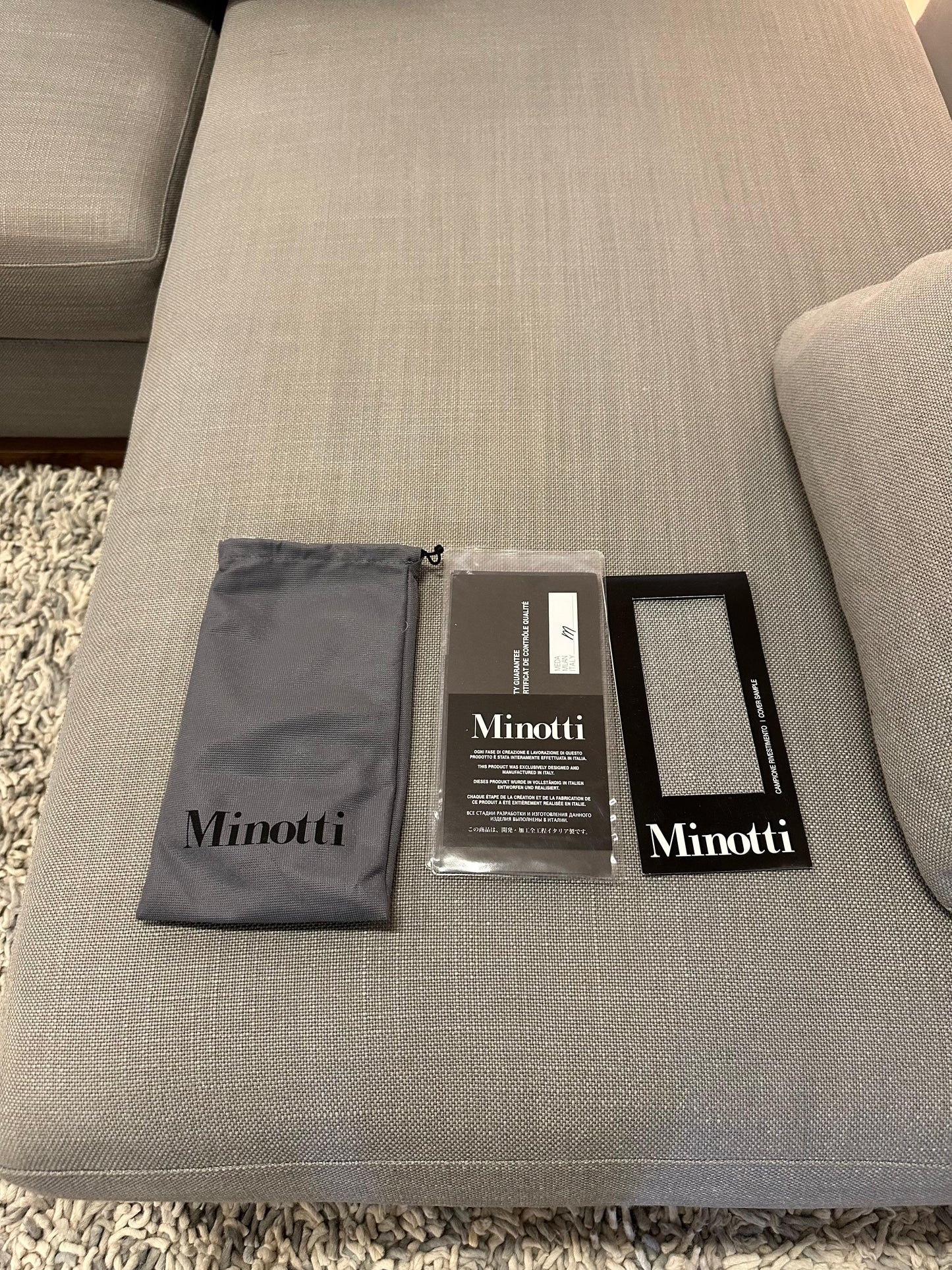 ZGAN Minotti Collar Hoekbank met Bijzettafel - NP: €20.000