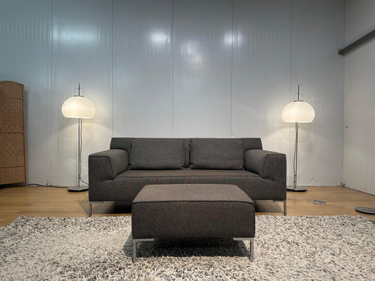 Design on Stock Bloq Bank 2,5-zits + Hocker & Kussens