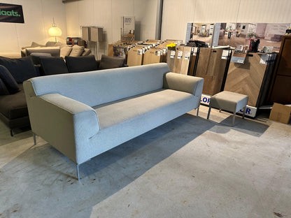 Design on Stock Bloq 4-Zits + Hocker – NP: €4.500